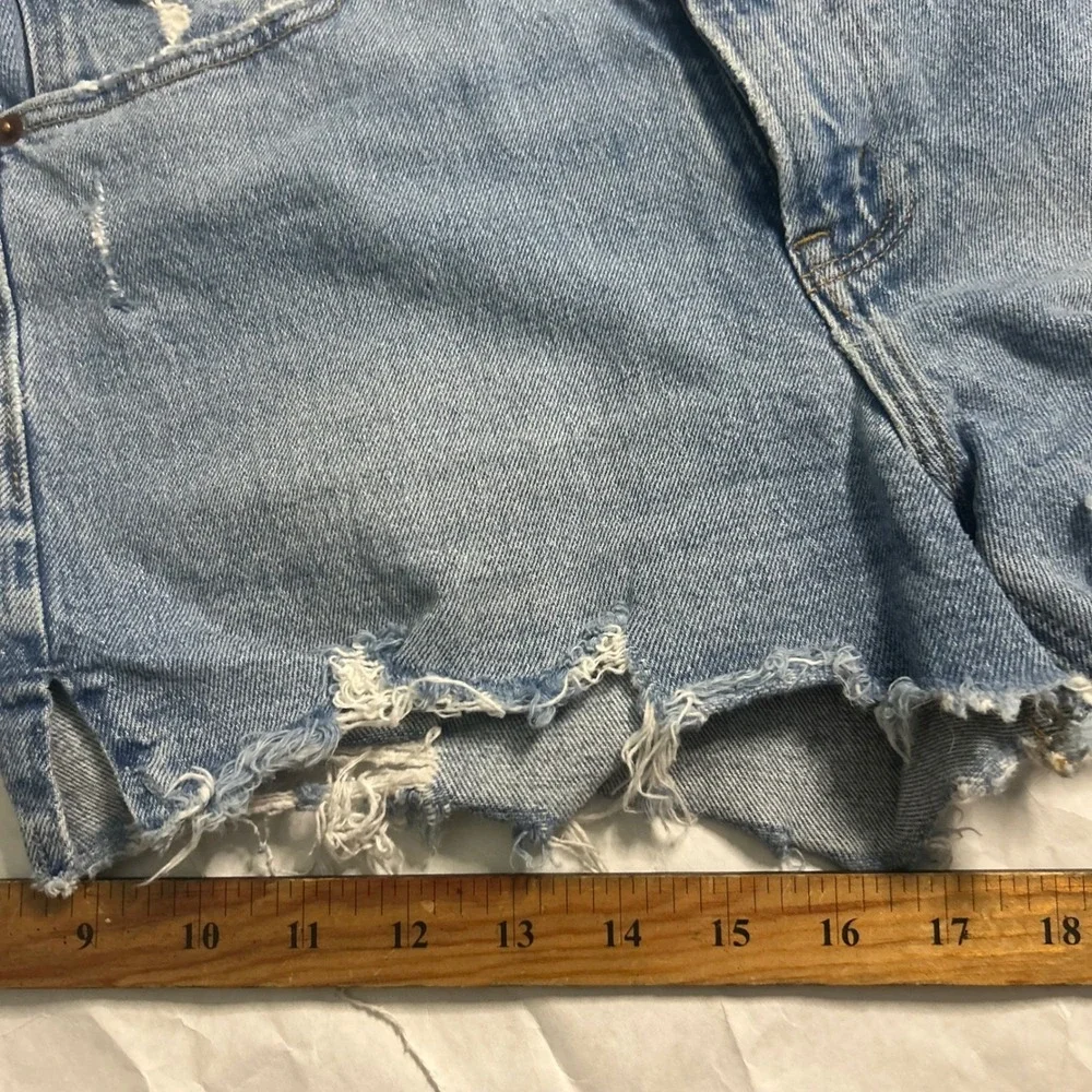 Abercrombie‎ & Fitch The Mom Short High Rise Distressed Denim Jean Shorts